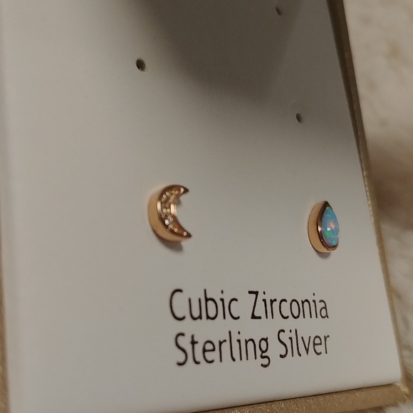 NEW Stirling Silver Earrings - Picture 3 of 4